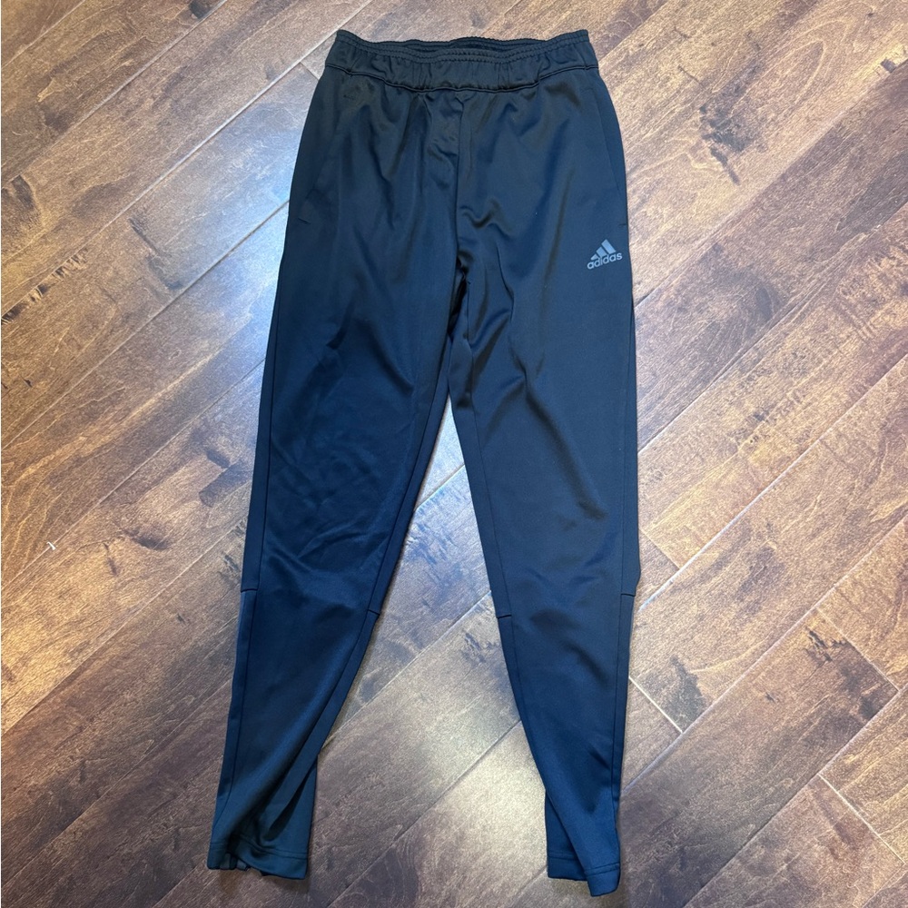Adidas men jogger